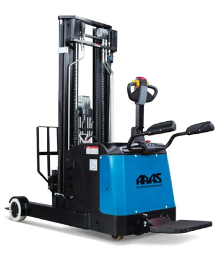 Reach Stacker